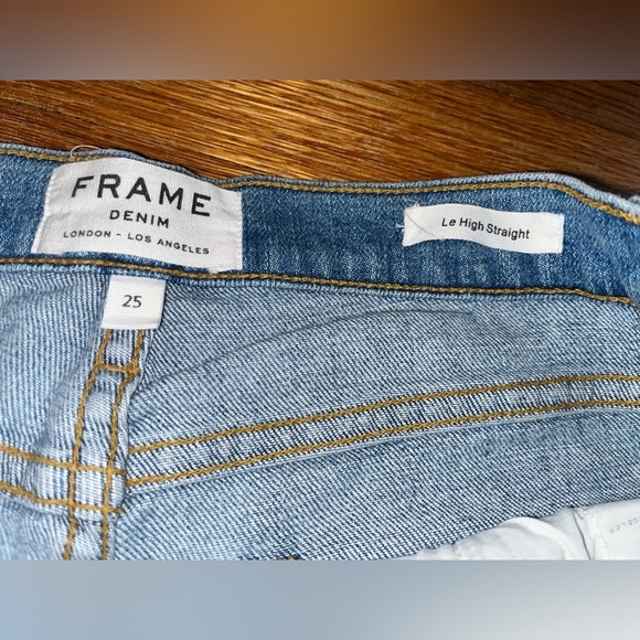 Frame Le High Straight Jeffrey Jean distressed ripped light wash size 25 preppy - Picture 9 of 12